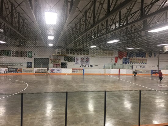 Tara-Arran Community Centre (Cyclone Taylor Arena)